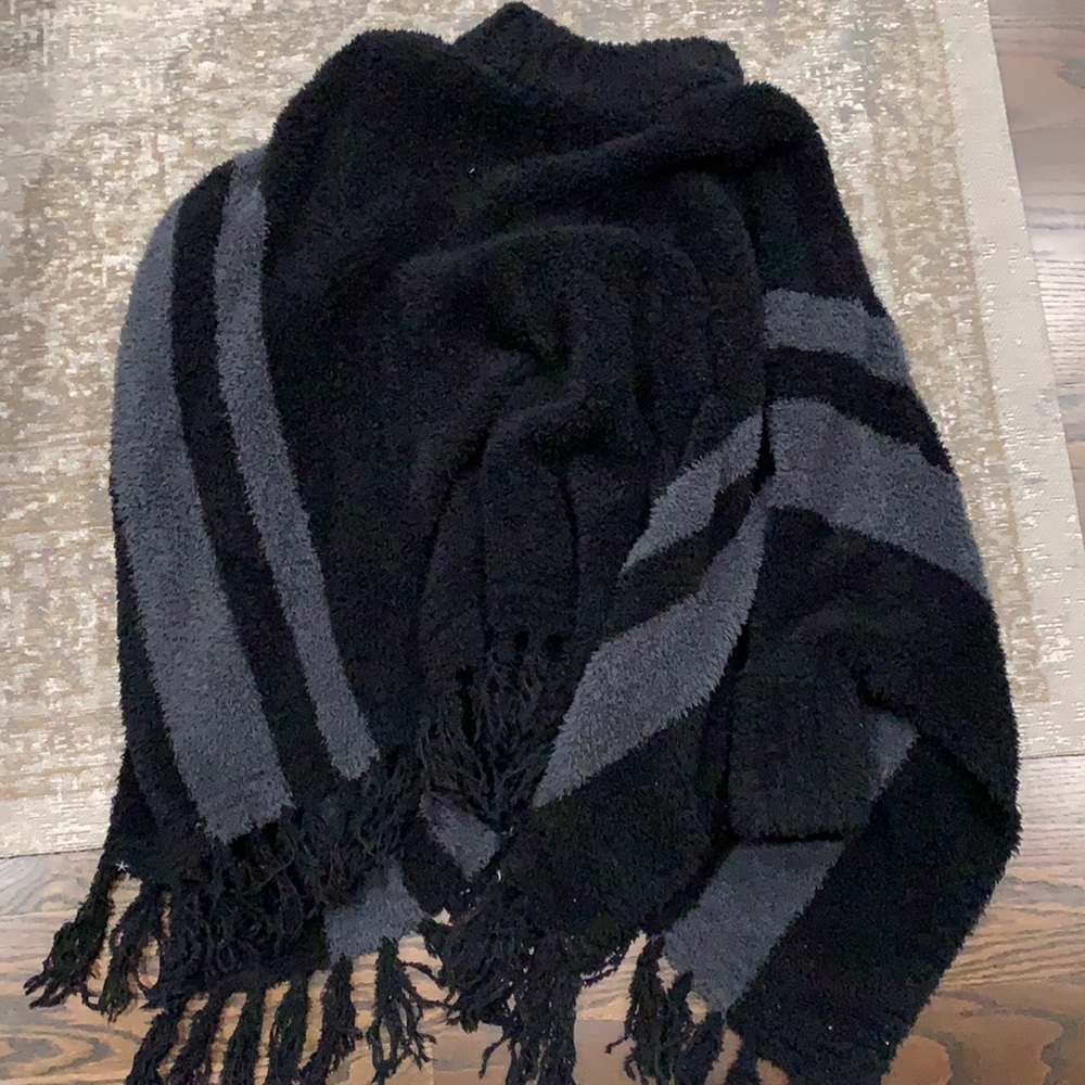 Barefoot Dreams Poncho